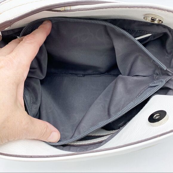 White Hobo Bag w/chunky Silver Rings‎ - Picture 12 of 16